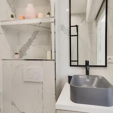 아파트 Moderne Au Coeur Du 7eme *