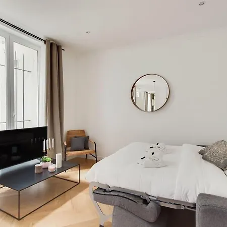 Moderne Au Coeur Du 7eme