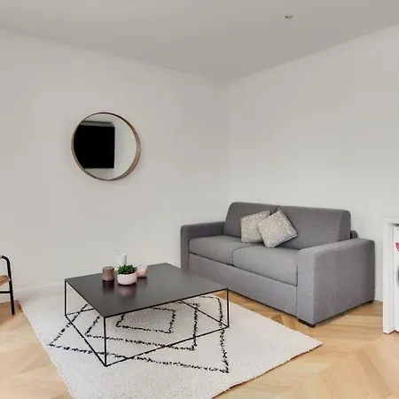 Moderne Au Coeur Du 7eme Appartamento Parigi